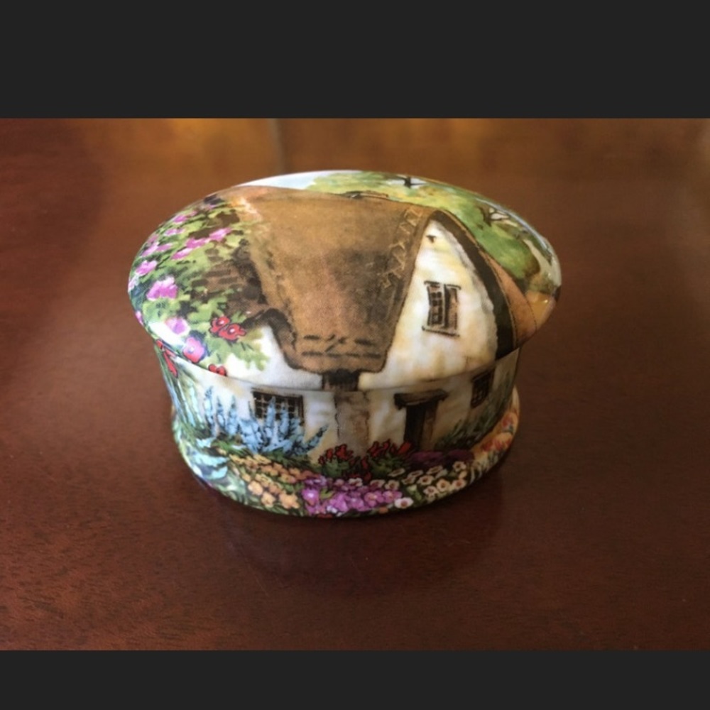 Newhall bone china picture box
